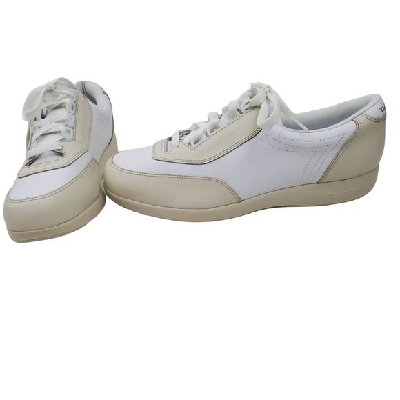 hush puppies body shoe